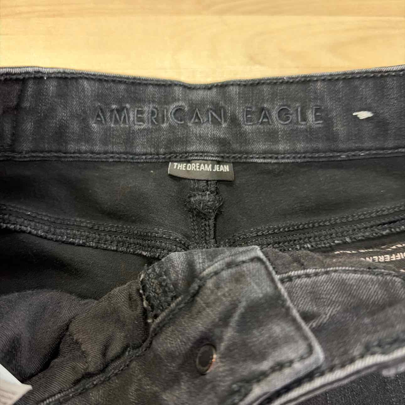 American Eagle Size 4 Black Jeans