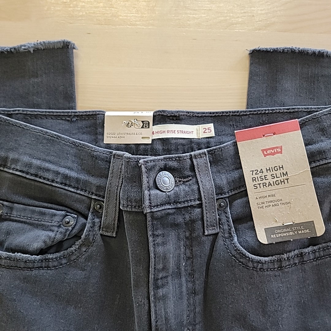 Levi's Size 25 724 Straight-Leg Jeans - Control the Damage Jeans