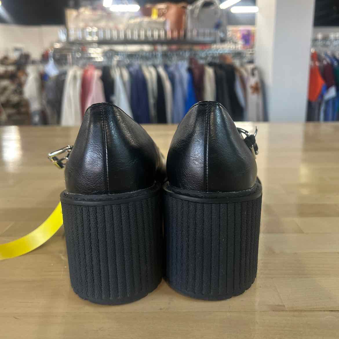 Dolce Vita Size 9.5 Black Preloved Loafers