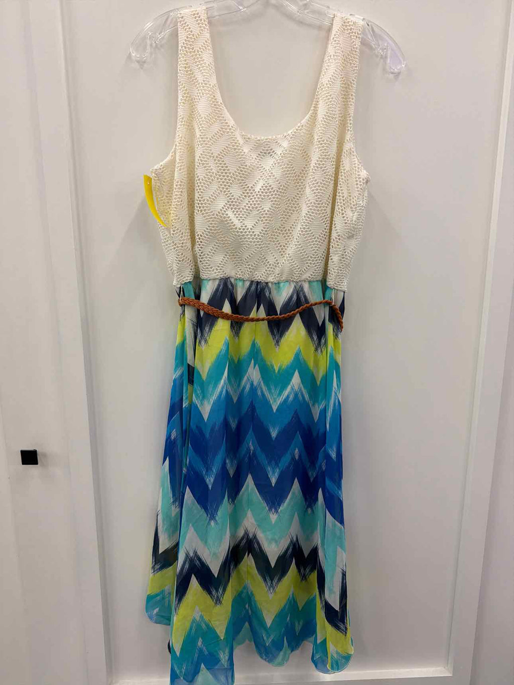 Lily Rose Size L White Dress