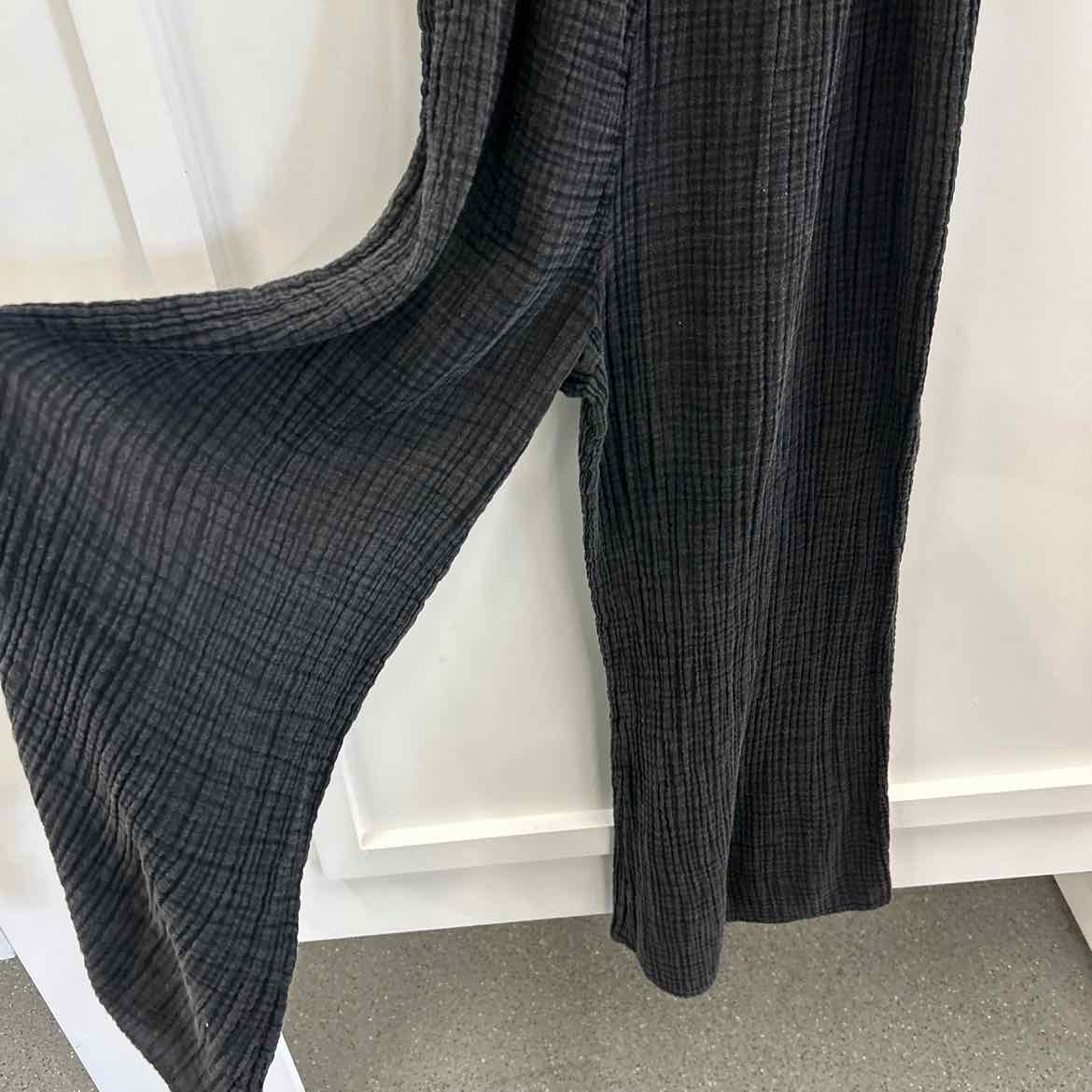 Anthropologie Size XS Black Preloved Jumper