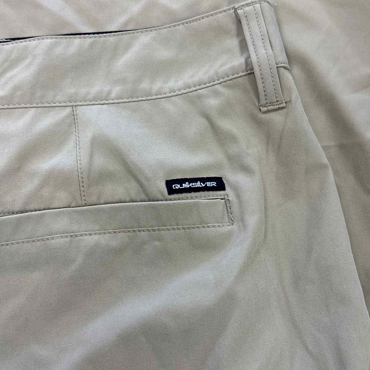 Quicksilver Men's Size 40 Men's Union Amphibian Hybrid 20" Short