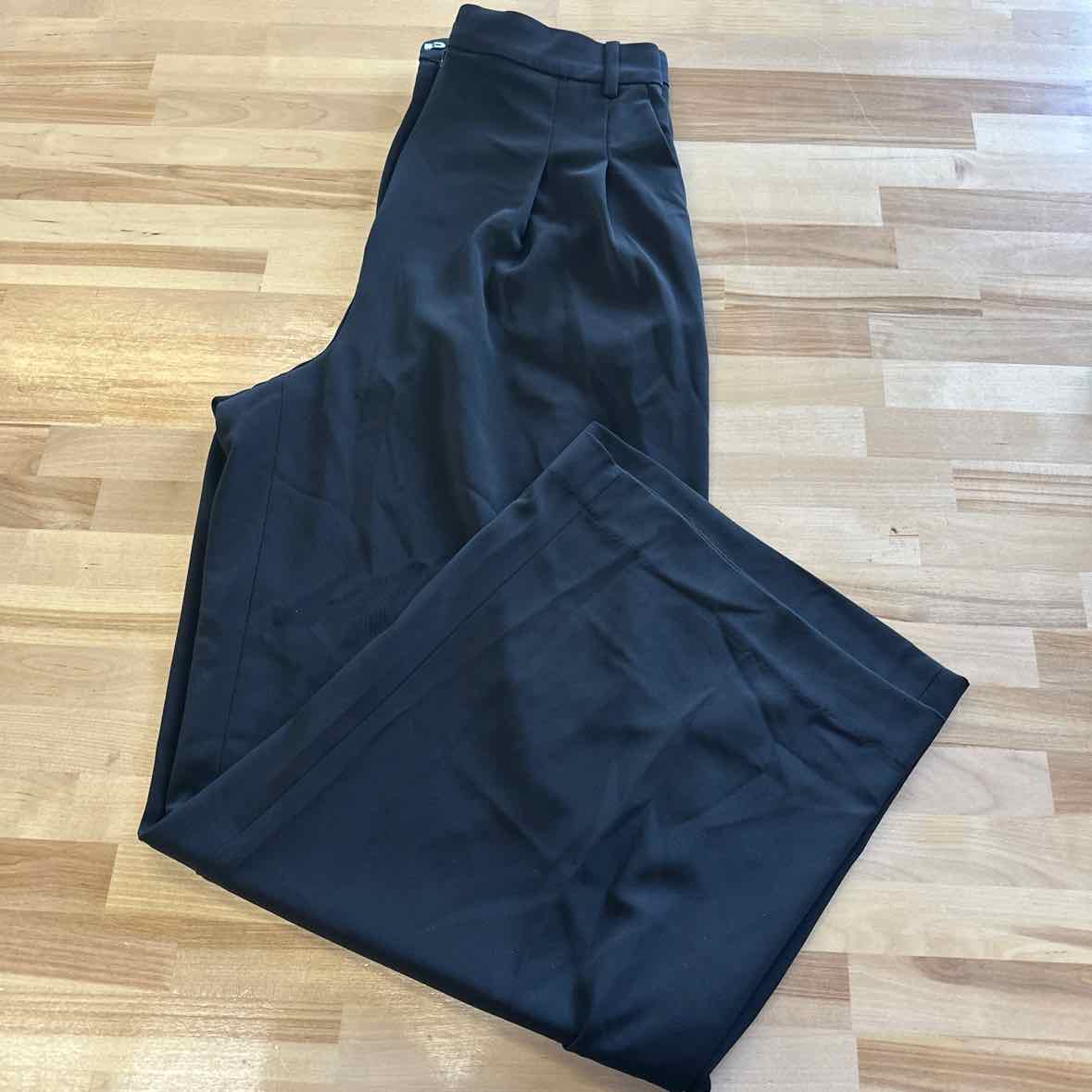 H&M Size 8 Black Pants