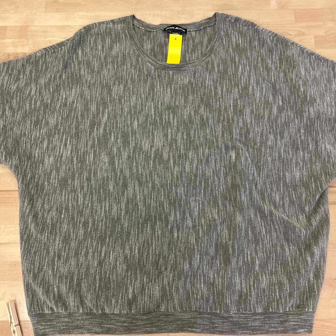 DNKY Size XXL Green Blouse