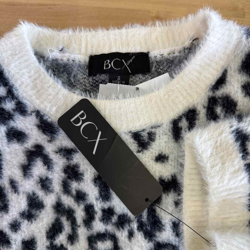 BCX Size S White New Sweater