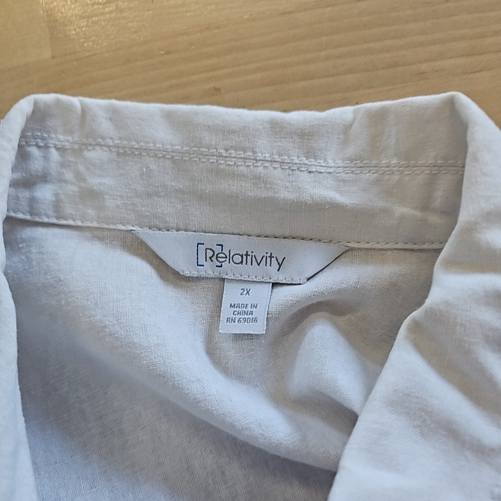 Relativity Size 2X White Jacket