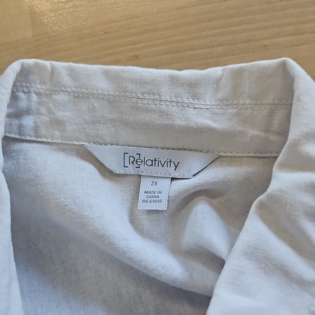 Relativity Size 2X White Jacket