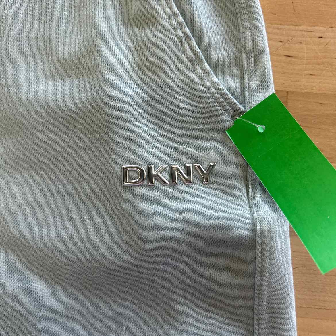 DKNY Women Size M Blue Preloved Shorts