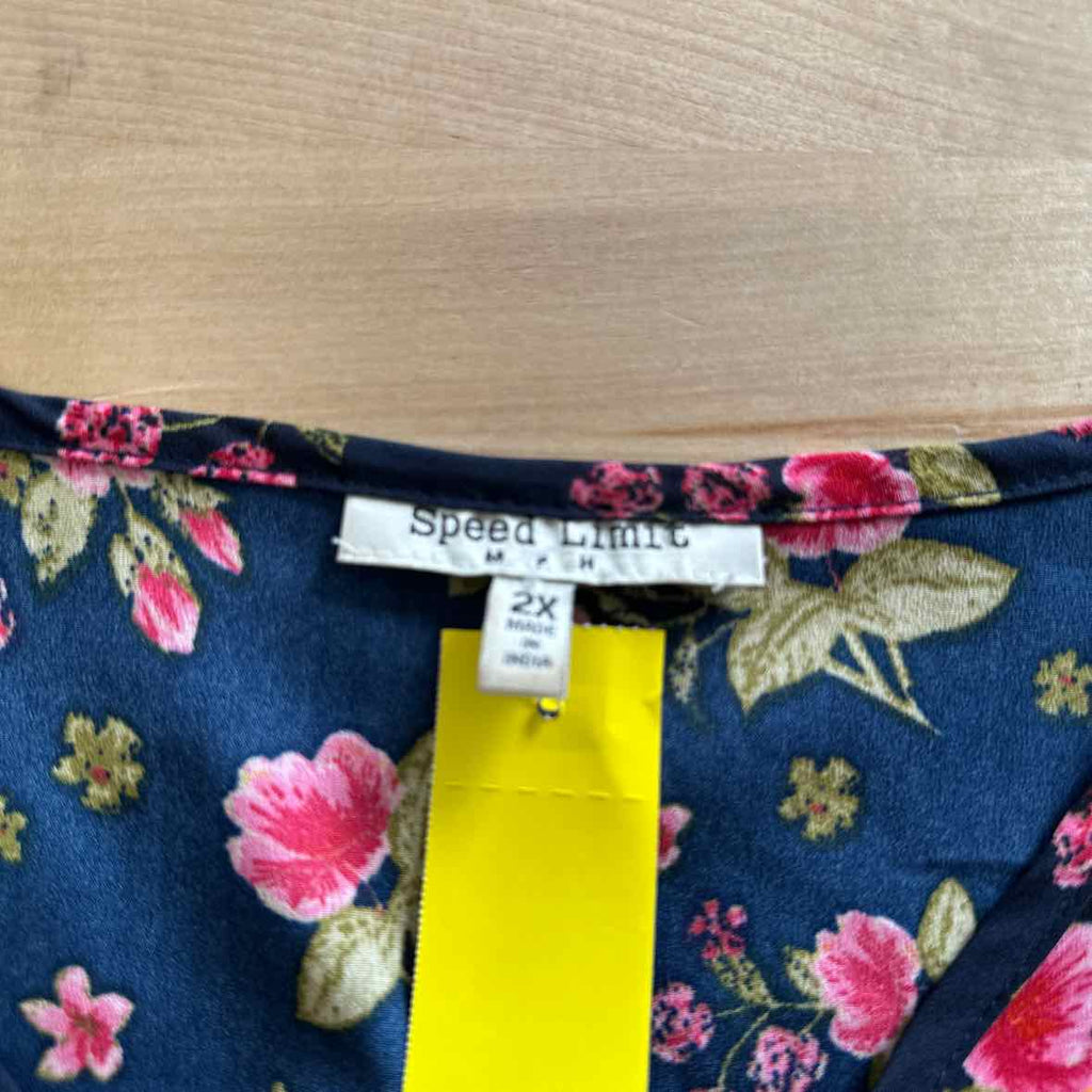 Speed Limit Size 2X Navy Blouse