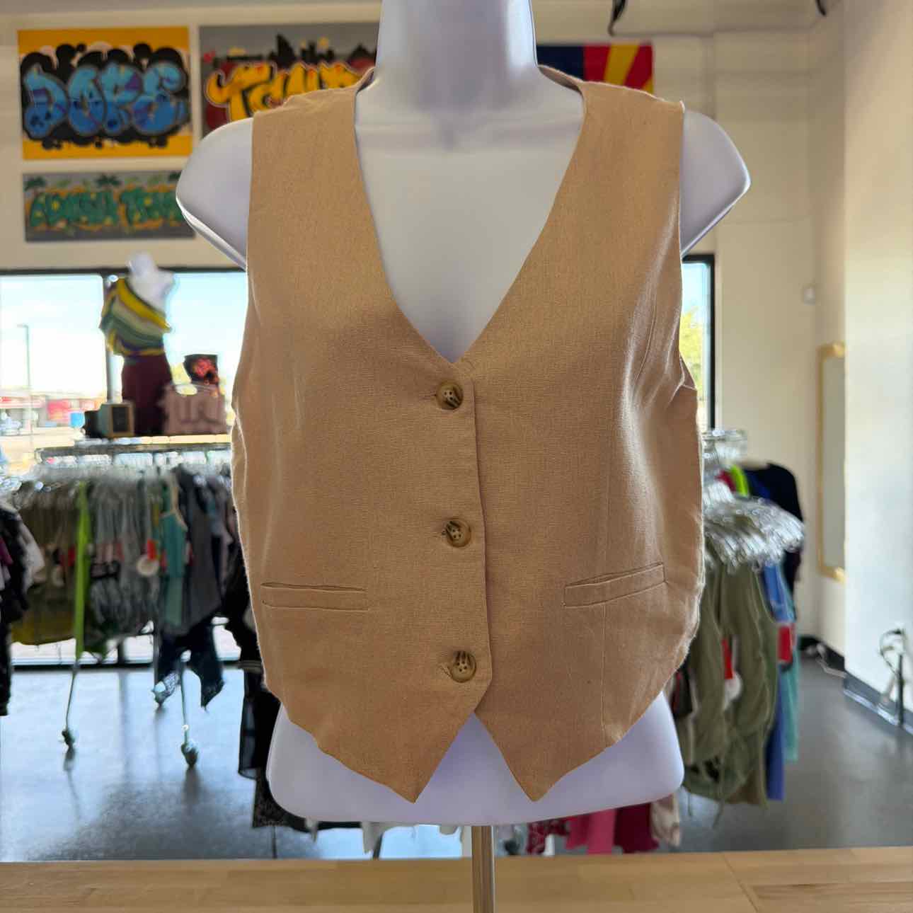 Hippie Rose Juniors' Sleeveless Linen Vest