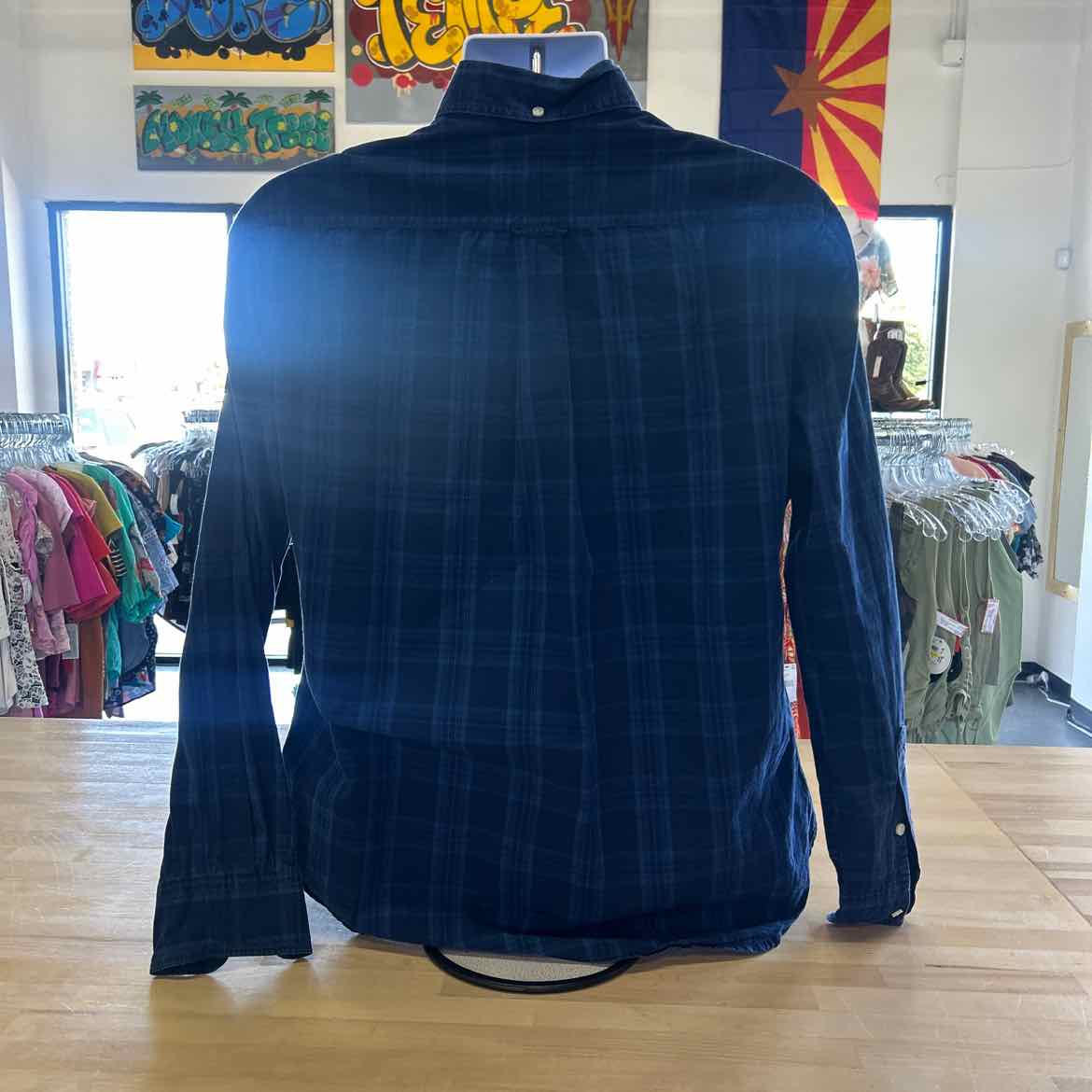 GitmanBros Size L Blue Preloved MENS Button Down Shirt