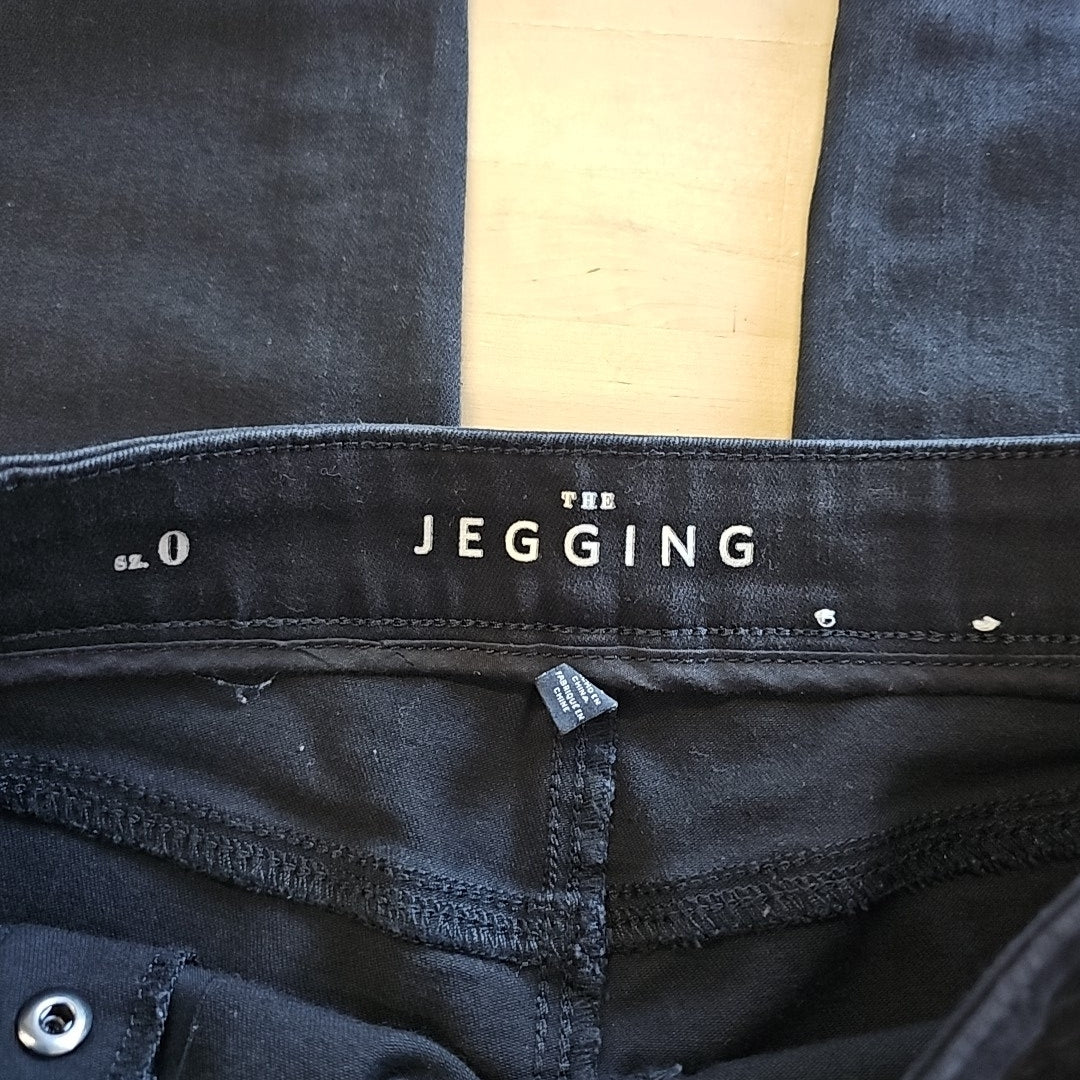 White House Black Market Size 0 Black Preloved Jeans