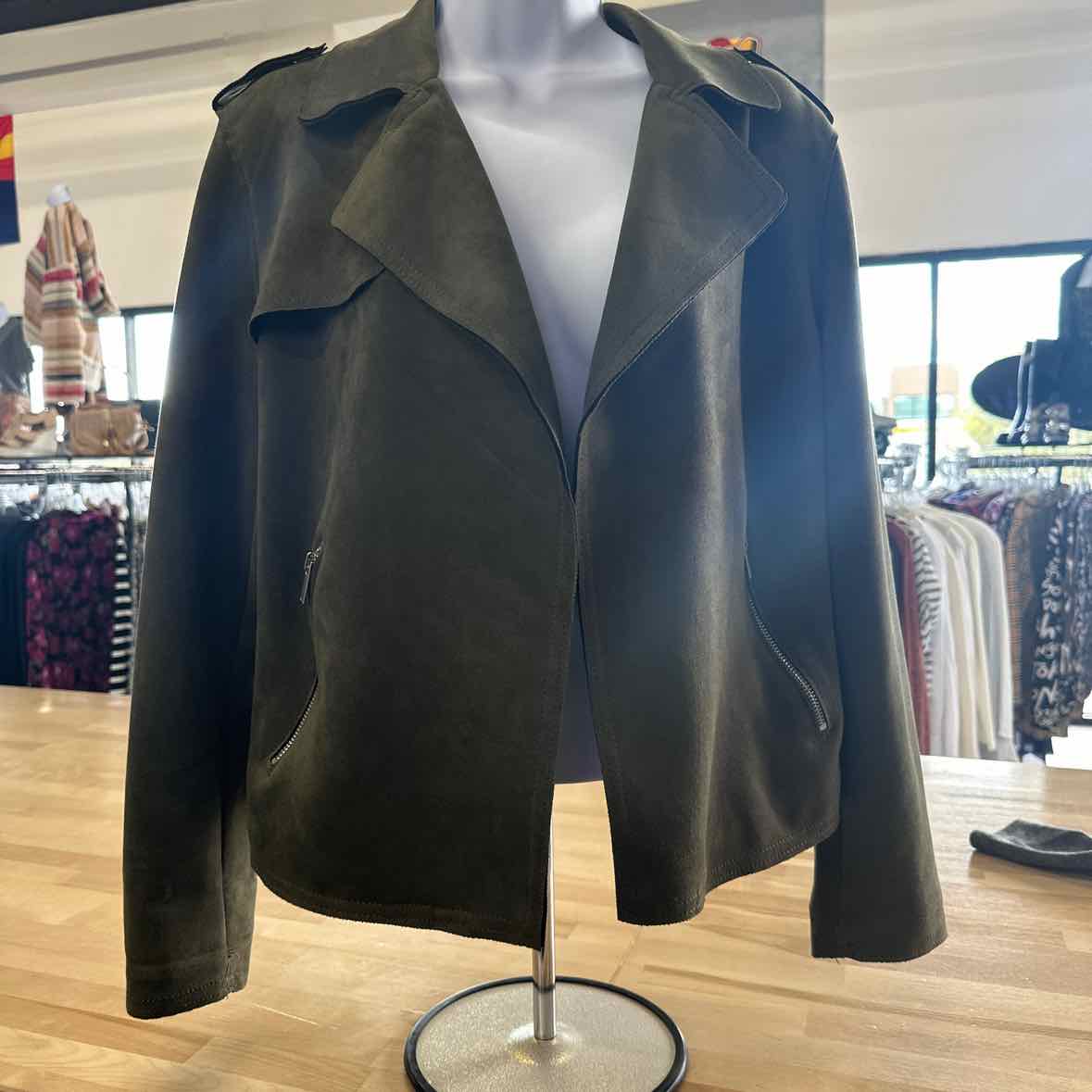 Tahari Size One Size Green Faux Leather Jacket