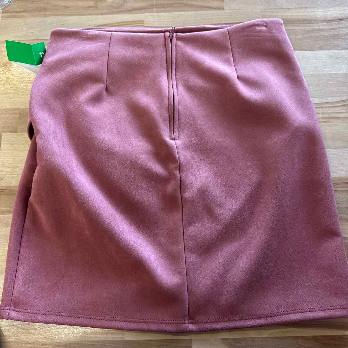 Windsor Size M Blush Skirt