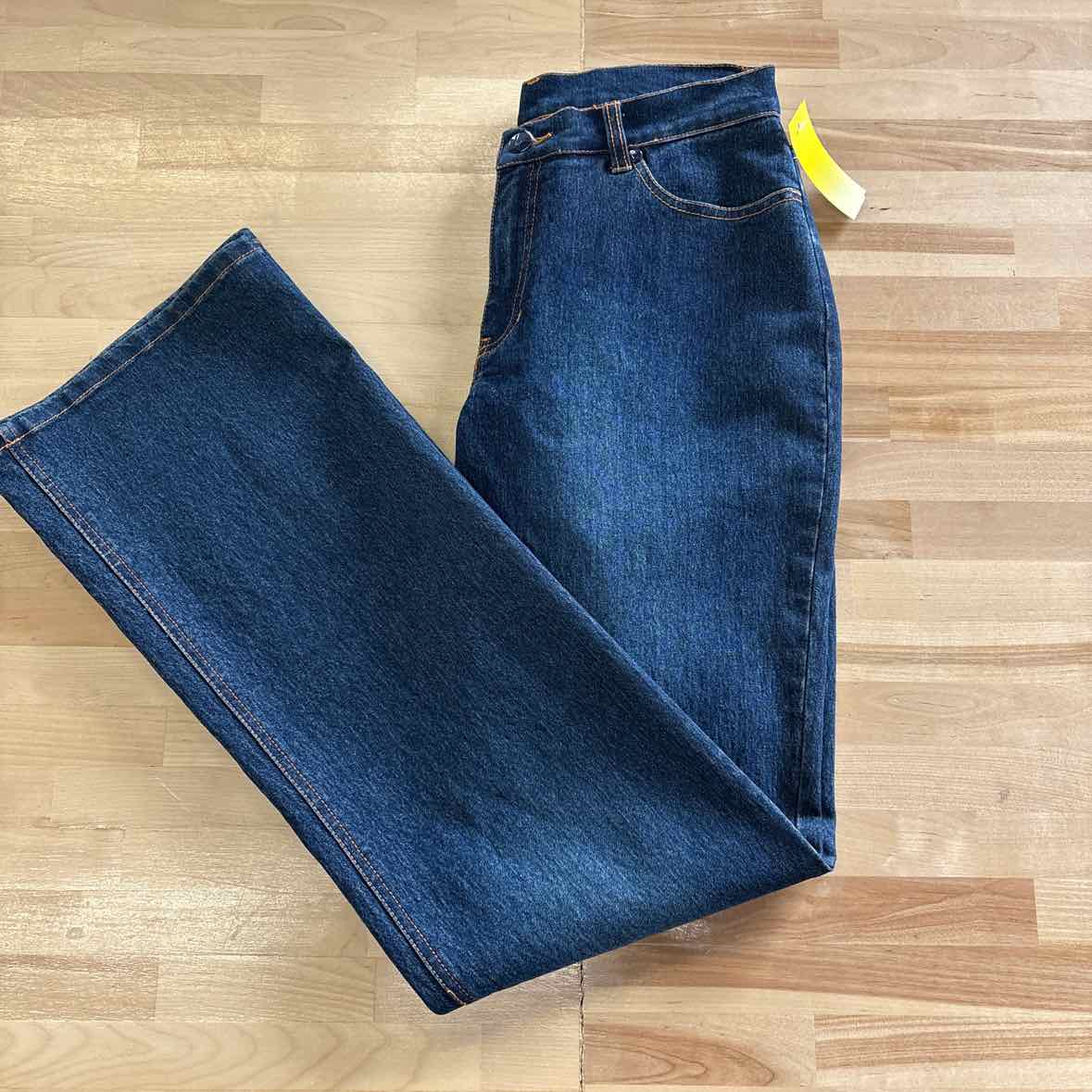 Vera City Size 6 Blue Jeans