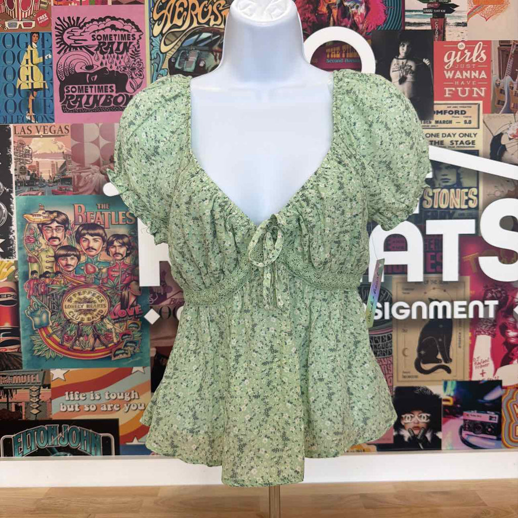 Derek Heart Size M Green New Blouse SS
