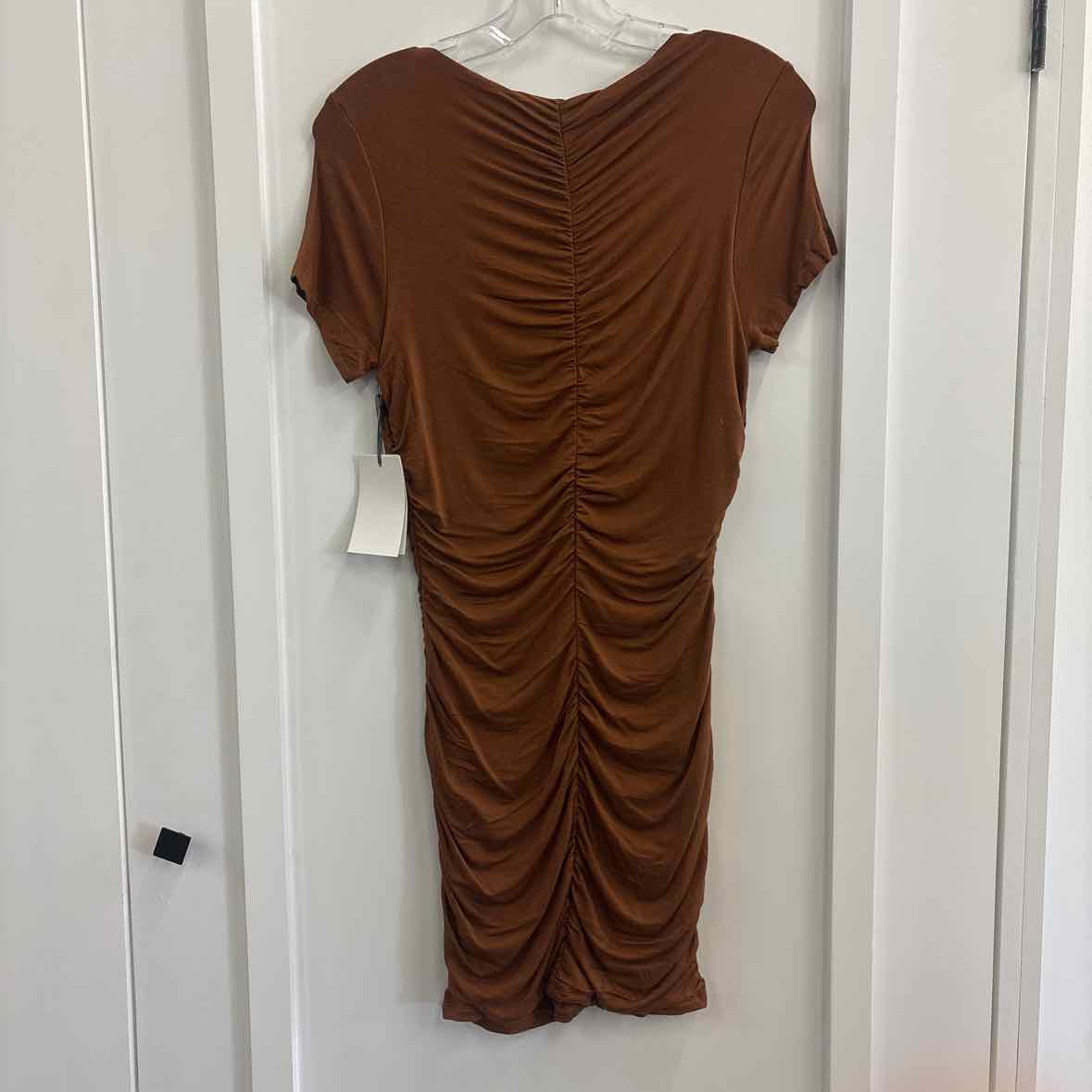 Iris Size L Brown New Dress