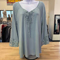 Cable & Gauge Size L Teal Blouse