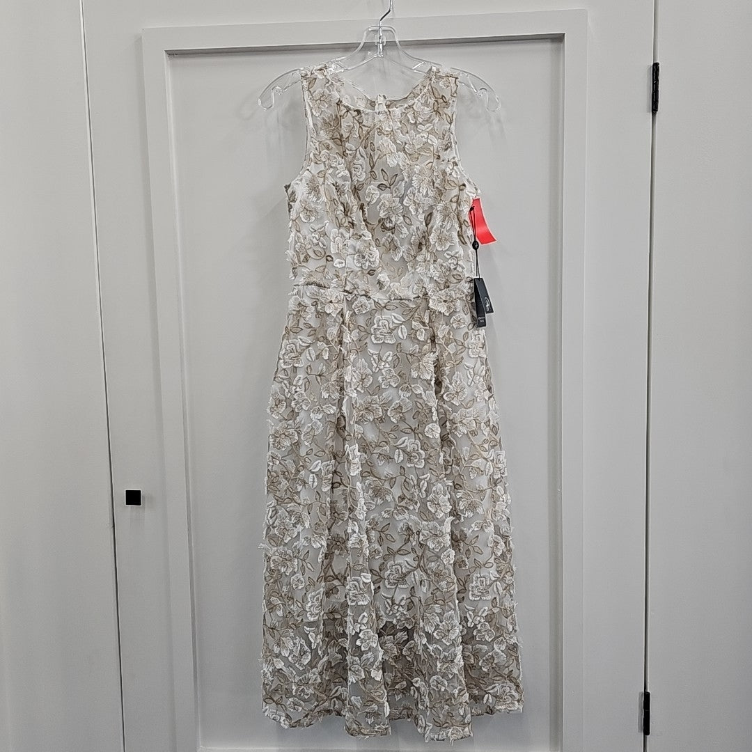 Adrianna Papell Size 2 White New Dress