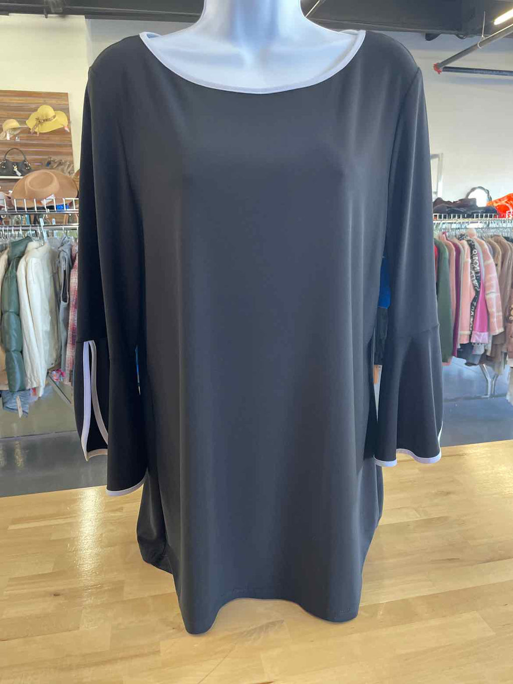 MSK Size L Black Blouse