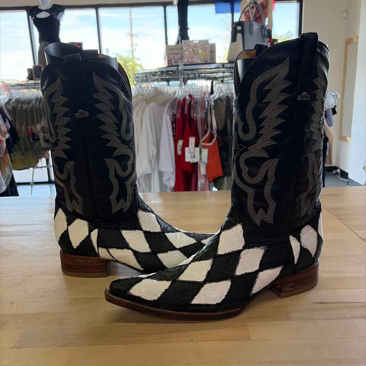 Pistolero Size 9.5 Black White MENS Boots