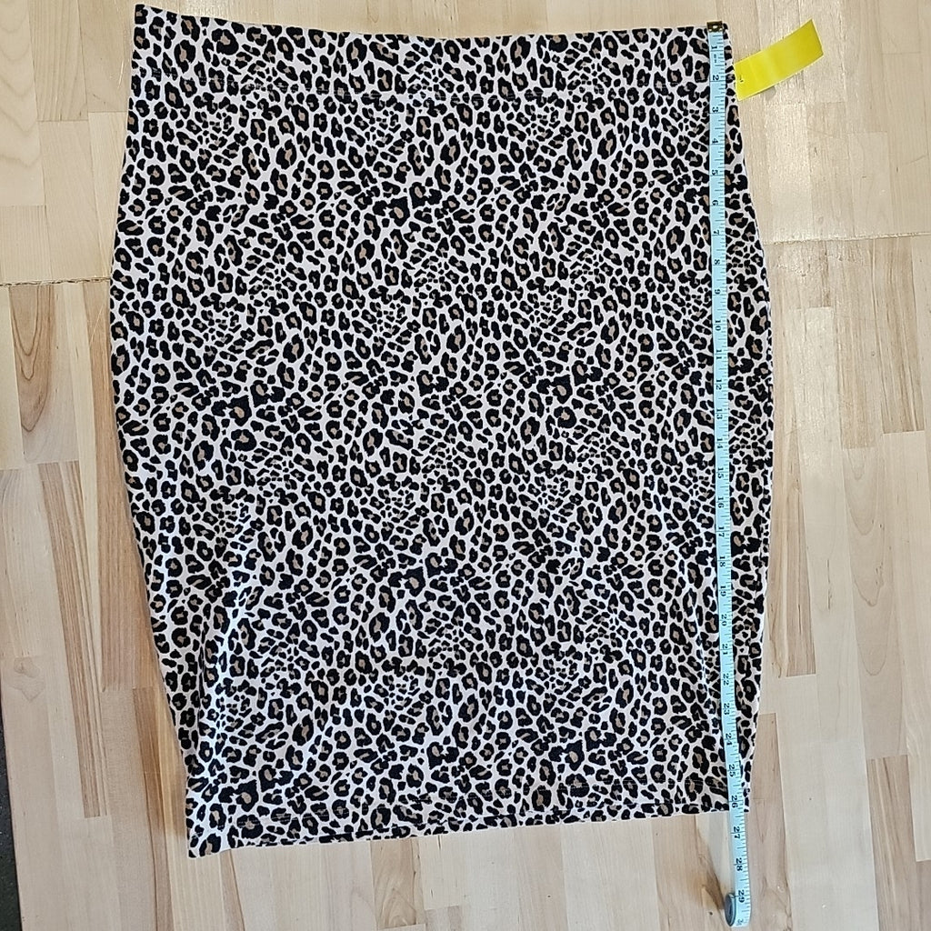 Boutique Size 1X Brown Skirt