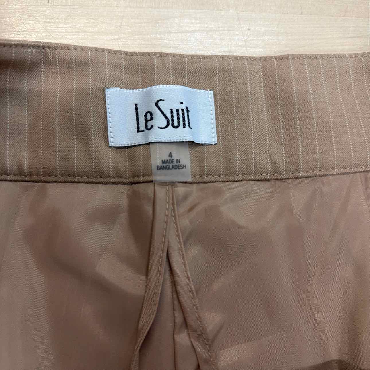 Le Suit Size 4 Tan New 2 pc Dress Set