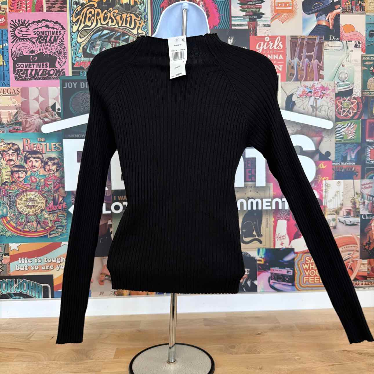 hooked up Size S Mock-Neck Rib-Knit Sweater