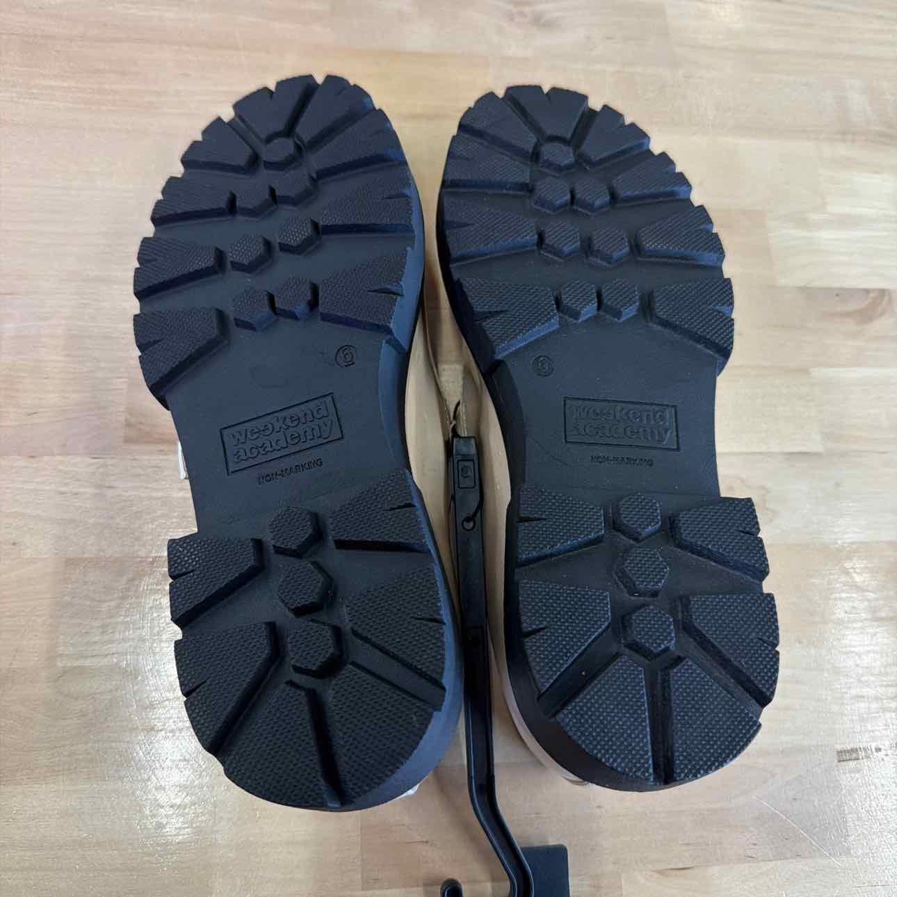 Slip On Weekend academy dress shoes