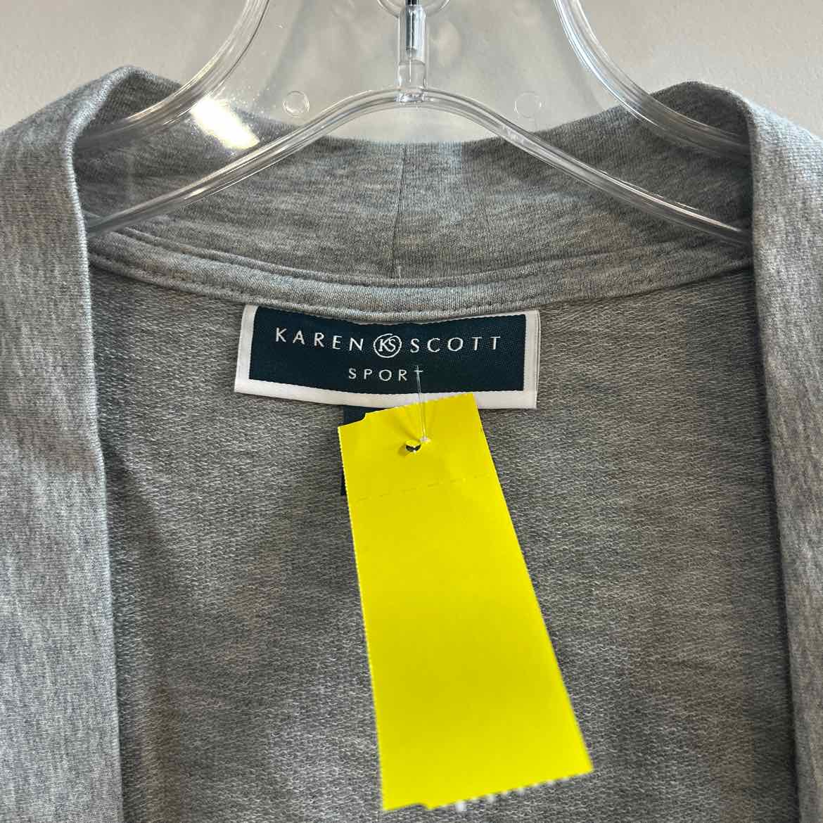 Karen Scott Size M Gray Preloved Cardigan