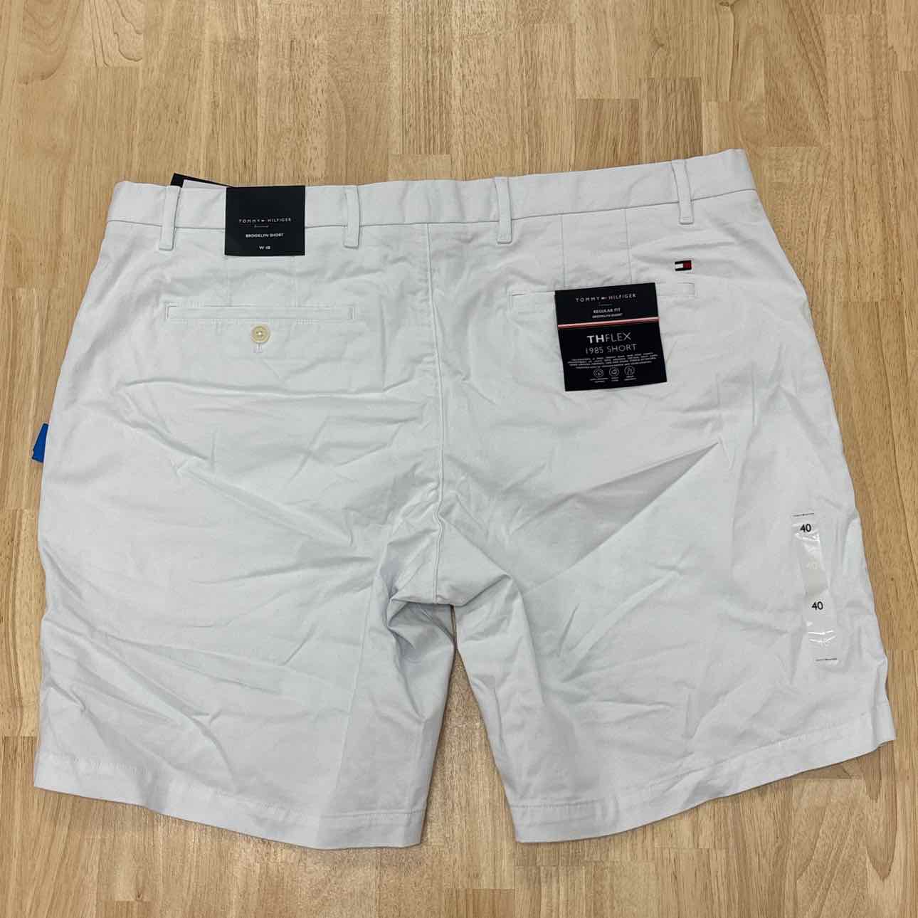 Tommy Hilfiger Men's Size 40 Men's Brooklyn 1985 9" Shorts