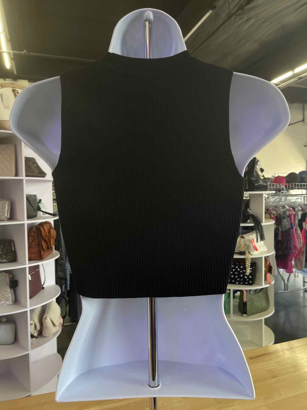 Sincerely Jules Size M Black Preloved Tank