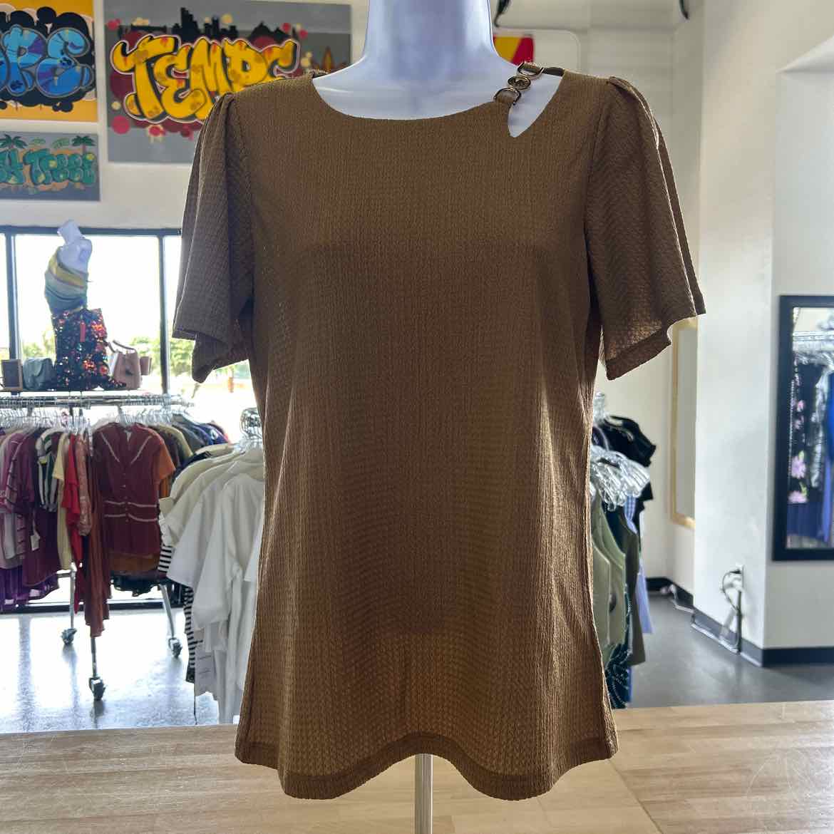 Michael Kors Size XS Gold Preloved Blouse SS