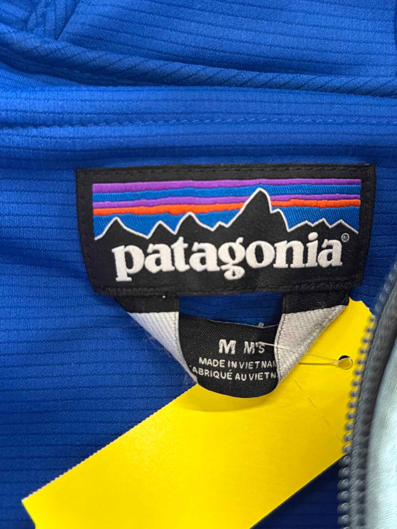 Patagonia Size M Blue MENS Jacket