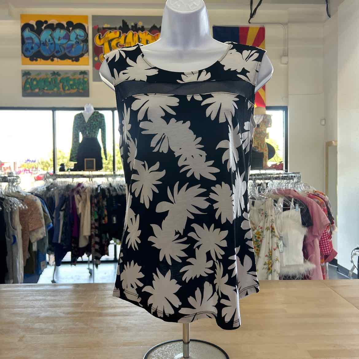 INC Size M Black White Preloved Athletic Tank