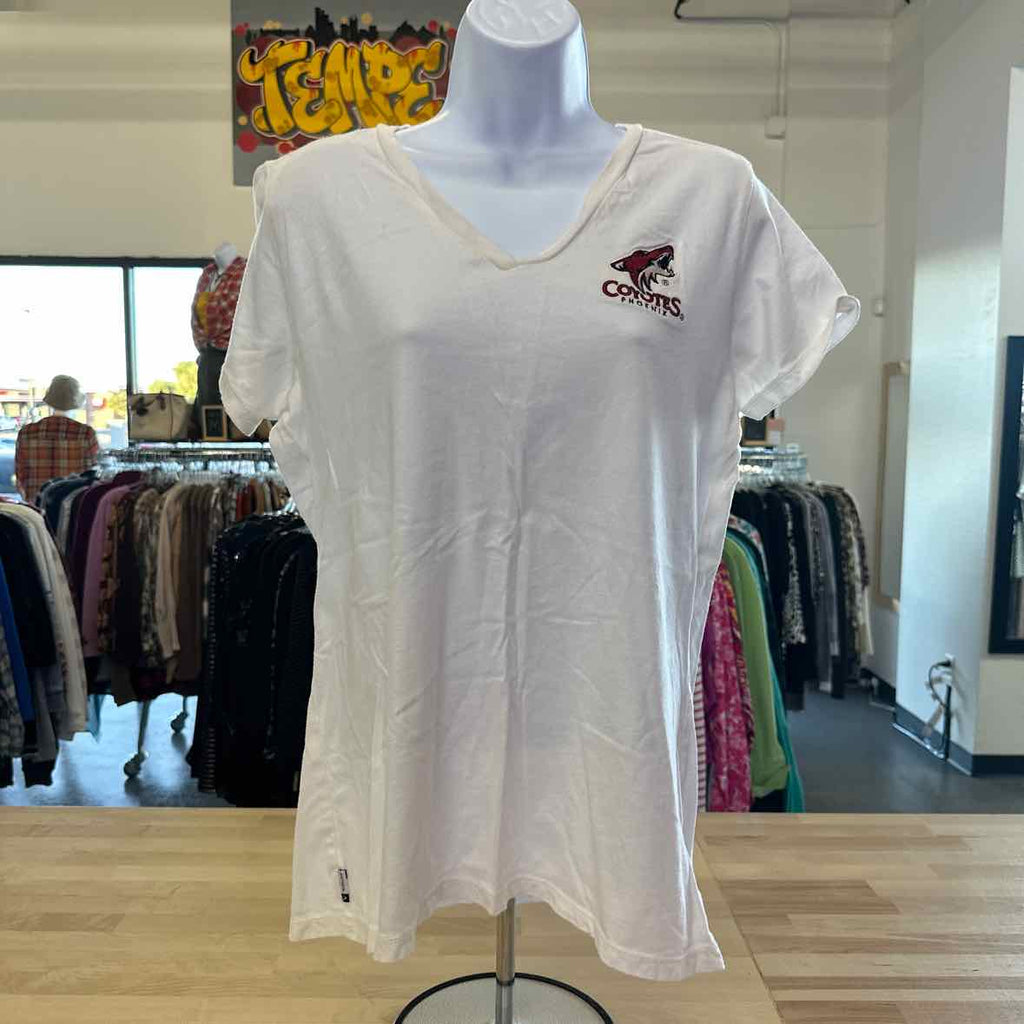 Antigua Size XL White T-shirt