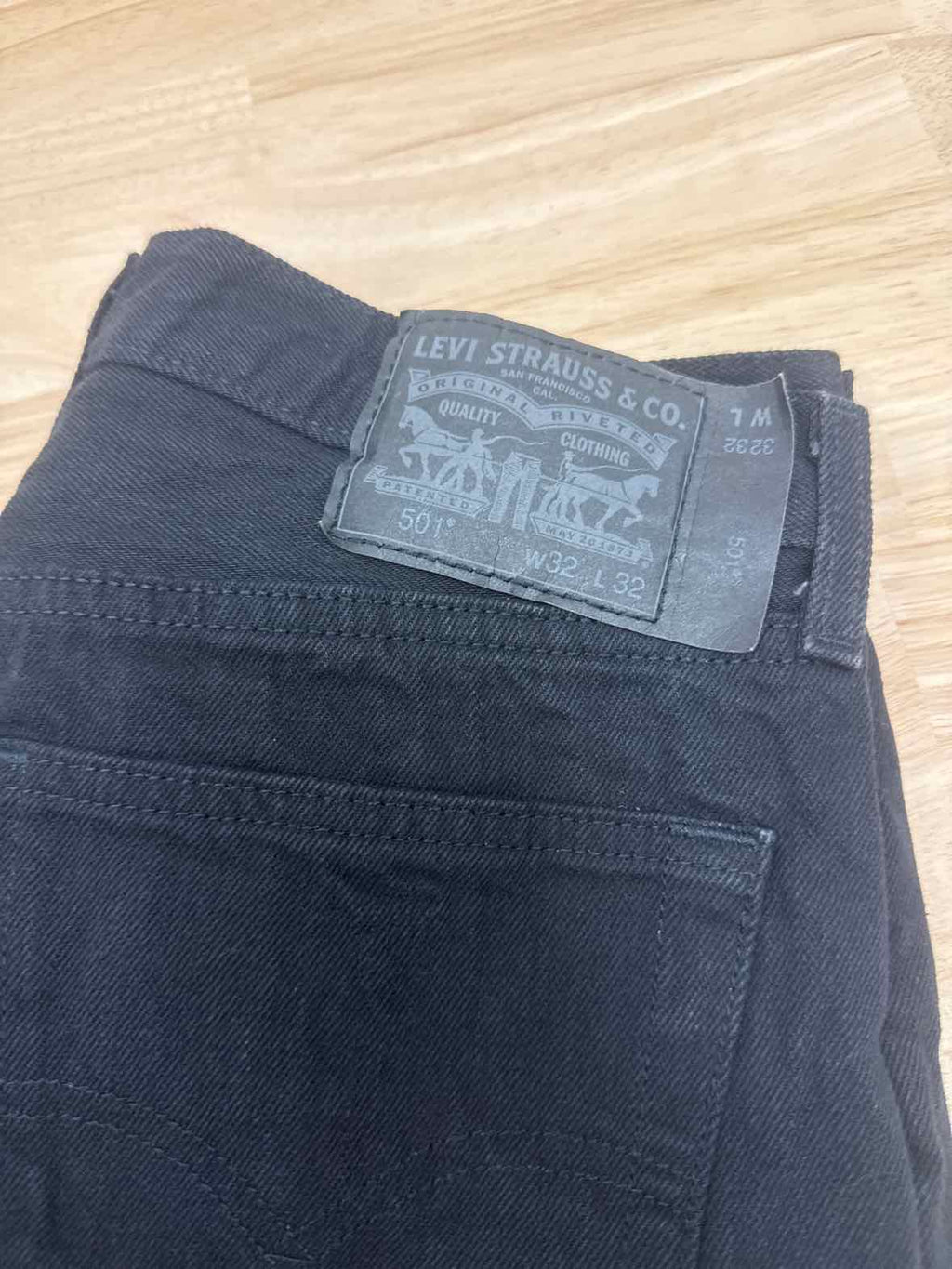 Levi's Size 32x32 Black MENS Jeans