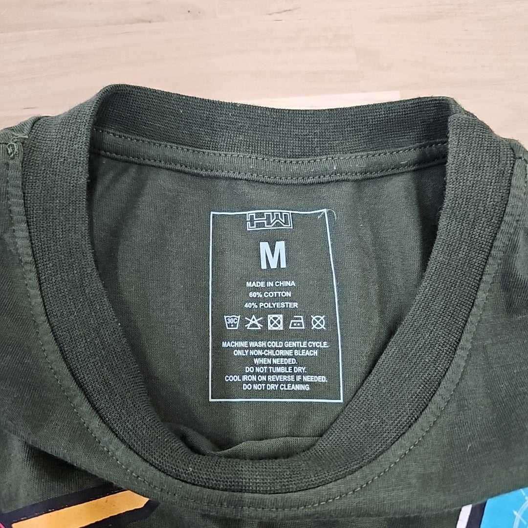 Henry Williams Size M Green T-shirt