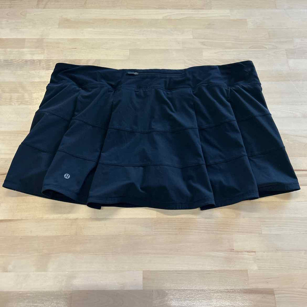 LuluLemon Size 20 Black Athletic Skort