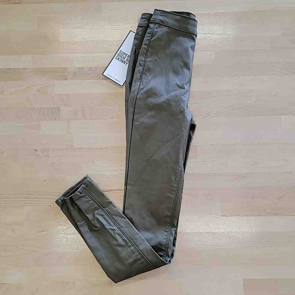 Almost Famous Size 0 Super High Rise Skinny Faux Leather Green Pants NWT