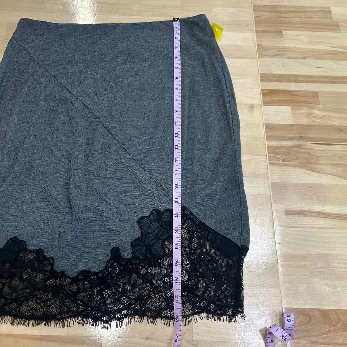 Robert Rodriguez Size 8 Gray Preloved Skirt