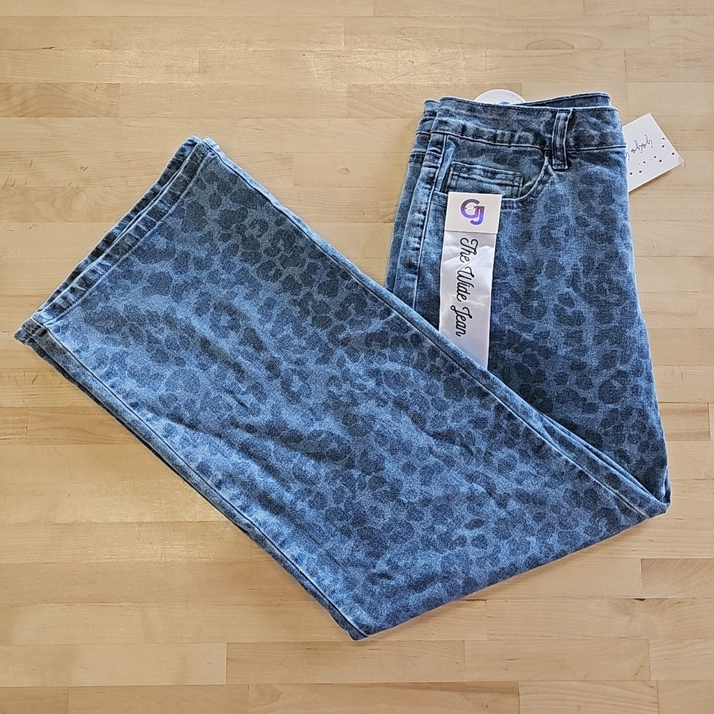 Juniors' Tonal Leopard-Print Wide-Leg Jeans - Medium Wash - 7