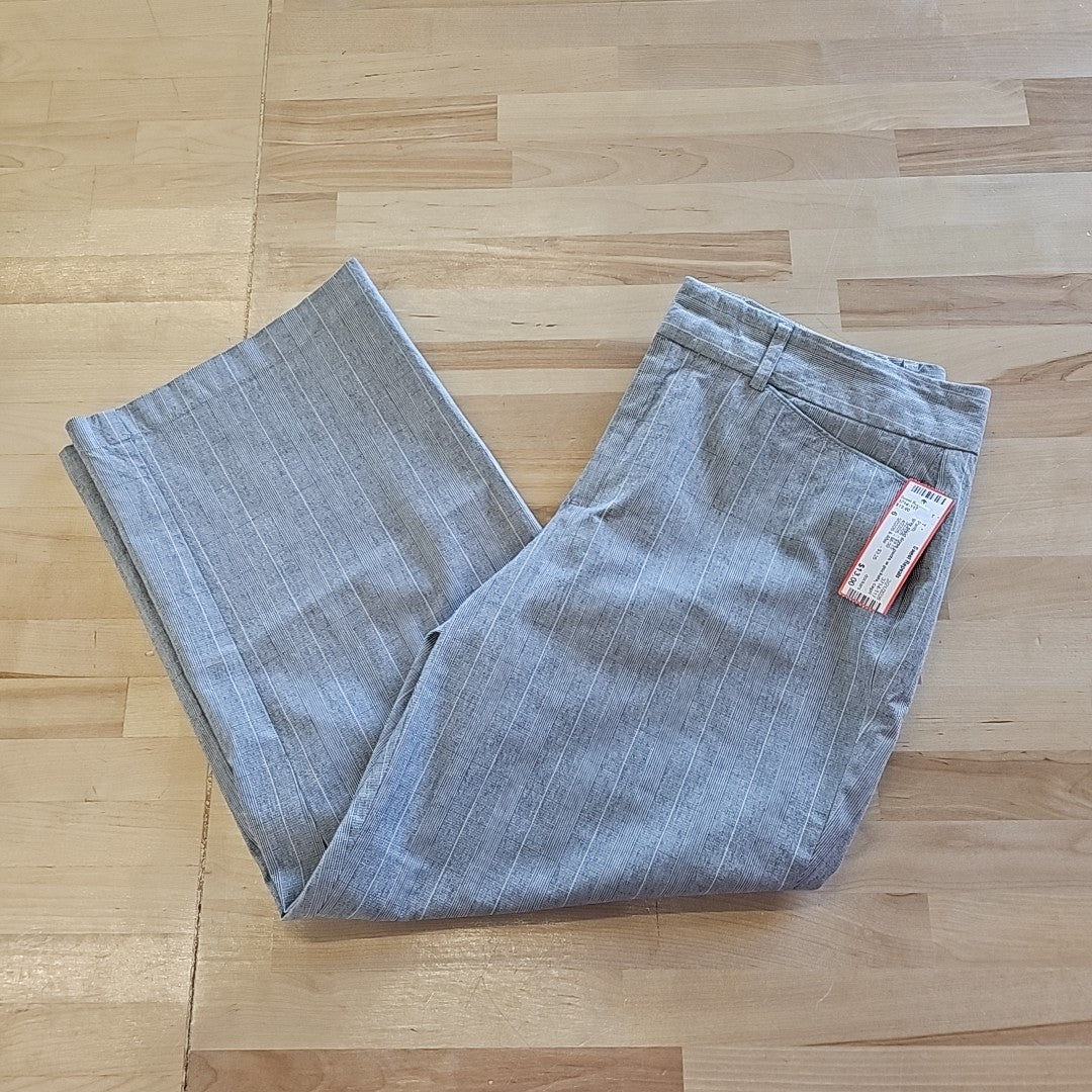 dockers Size 6 Gray Used Pants