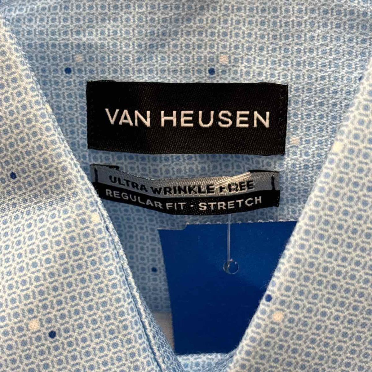 Van Huesen Size M Blue New MENS Button Down Shirt