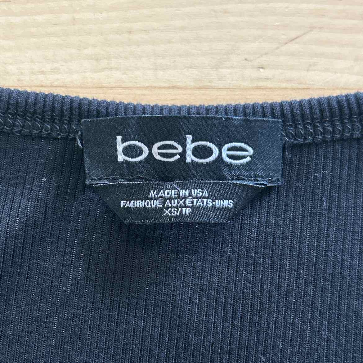 Bebe Size XS Black Preloved Blouse SS
