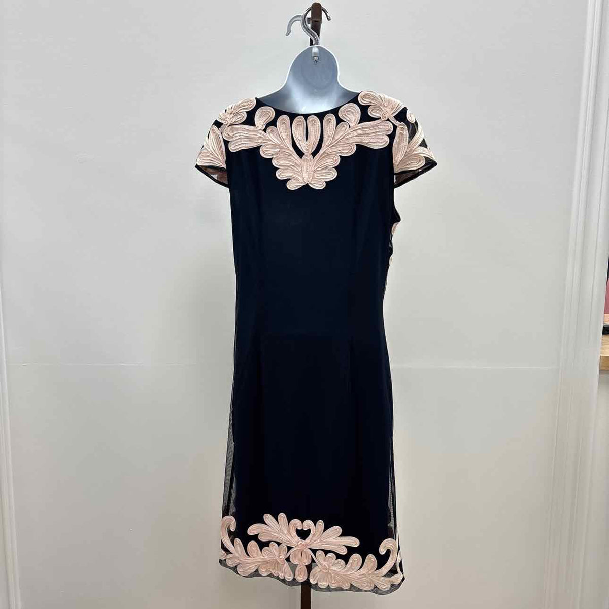 Frank Lyman Size 10 navy pink Preloved Dress