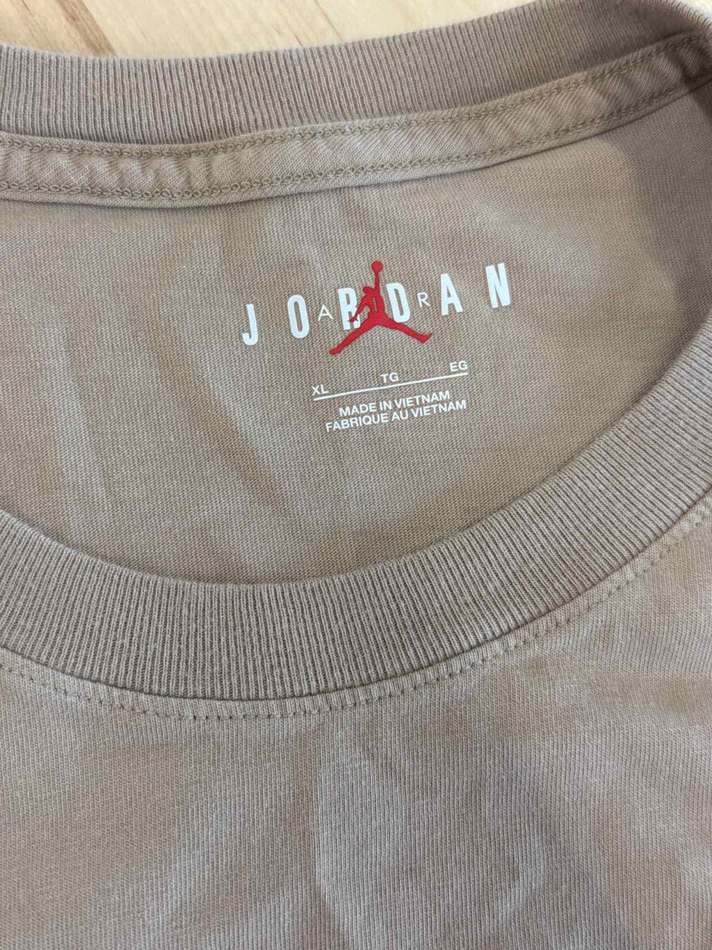 Jordan Size XL Tan T-shirt