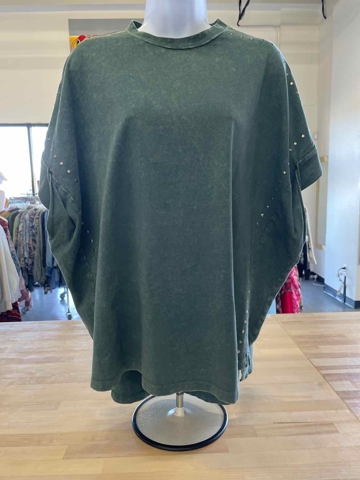 Gilded Intent Size XS/S Black Blouse