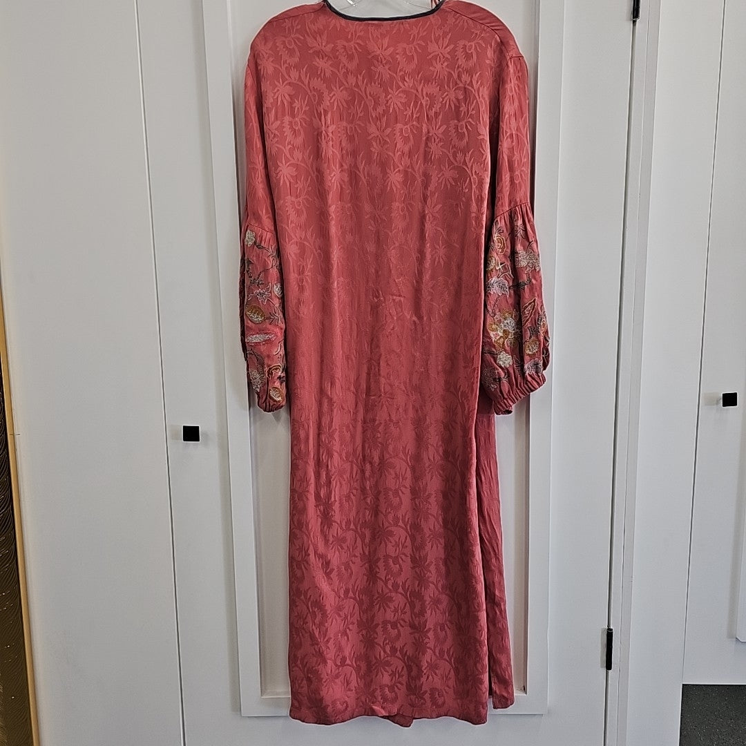 TRF Size XS Pink Preloved Duster