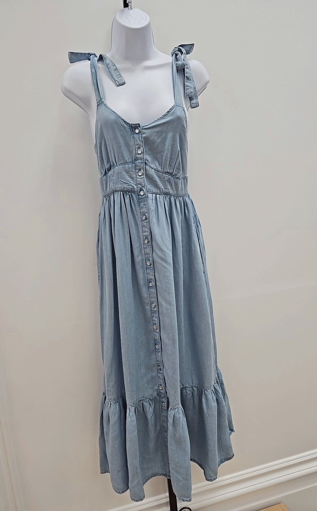 Levi's Size XS Maxi Dress - Women's